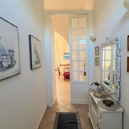 La Casa Di Vincenzo Daire *
